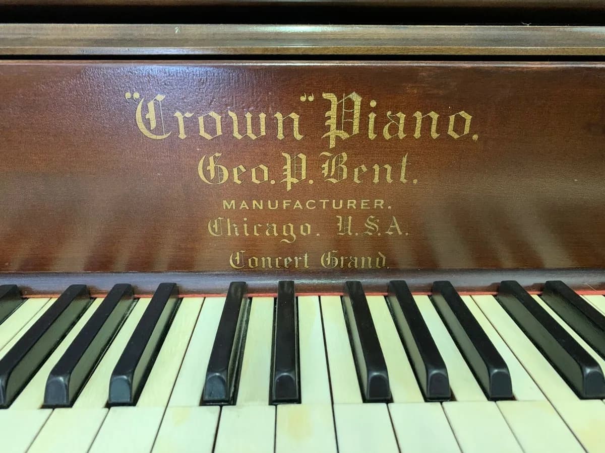 Bent George P logo